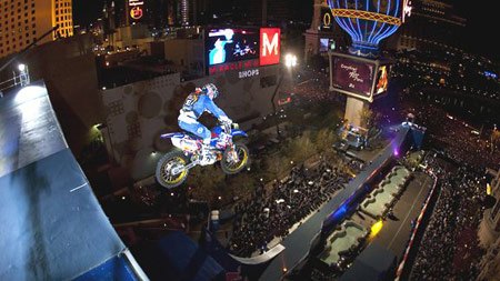 maddison lands las vegas jump, Robbie Maddison completed his New Year s Eve jump on a Yamaha
