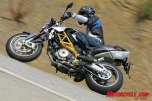 2008 aprilia sl750 shiver review motorcycle com, A neutral riding position and upright handlebar helps aid the Shiver s sporting prowess