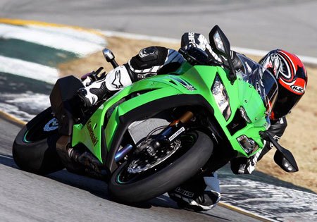 kawasaki fixes zx 10r problem, Kawasaki has found a solution to the problem that halted sales of the 2011 ZX 10R New ZX 10Rs with corrected camshaft valve springs and spring retainers are expected to arrive in late January