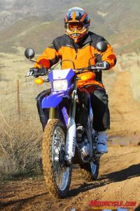 dual sport shootout electric vs gasoline motorcycle com, The Yamaha s longer travel suspension soaks everything up better