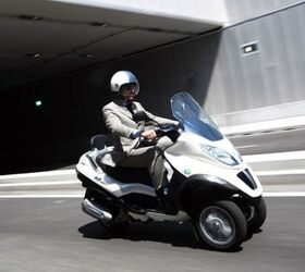 brp developing hybrid can am spyder, Piaggio s MP3 Hybrid 300ie is already available in Europe Piaggio is working at getting it homolgated for the U S market