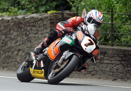 2009 isle of man senior tt results, Steve Plater won the inaugural Joey Dunlop Trophy for scoring the most points through the week