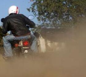 2011乌拉尔齿轮的双轮马车回顾视频摩托车com,乌拉尔s只生产大约40马力但2 wd可以踢很多灰尘