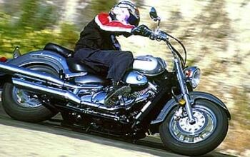 Suzuki Intruder Volusia 800 - Motorcycle.com