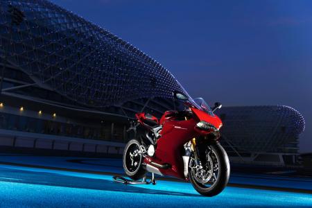 2012 ducati 1199 panigale review video motorcycle com, It s not often we re blown away by a new motorcycle but Ducati s 1199 Panigale astounded us with its performance styling and technology And the stunning Yas Marina Circuit and Viceroy hotel in Abu Dhabi was the perfect exotic location for its debut