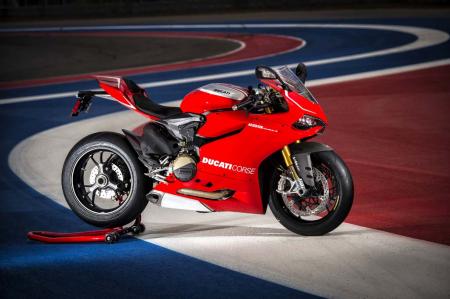 2013 ducati 1199 panigale r review video motorcycle com, Ducati s 1199 Panigale R is surely a lust object for sportbike connoisseurs