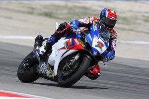 suzuki stumblesslightly, Even without his teammate Mat Mladin pushing him Ben Spies remained at the head of the pack winning both races at Miller Motorsports Park
