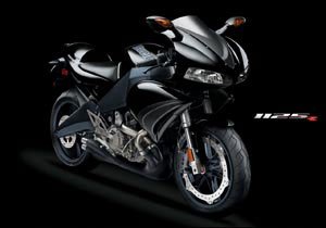 buell 1125r first look motorcycle com, A fairly sensible entry fee of 12 grand allows you membership in a very exclusive club of liquid cooled American sportbikes