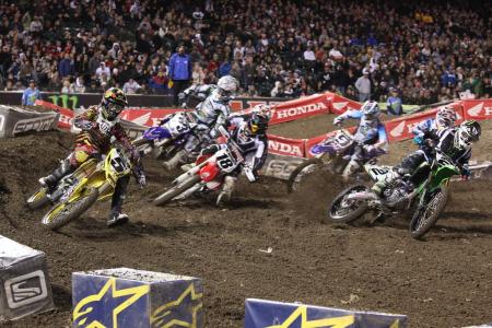ama supercross 2010 san francisco results, Dungey 5 takes the holeshot in Supercross main event Davi Millsaps 18 and Ryan Villopoto 2 are right up there with him