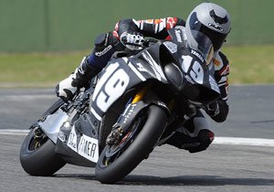 wsbk to race a record 32 entrants, Ben Spies will be the lone American in the 2009 World Superbike Championship