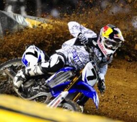 ama sx stewart takes series lead, James Stewart has erased a 23 point deficit to take the lead in the AMA Supercross standings