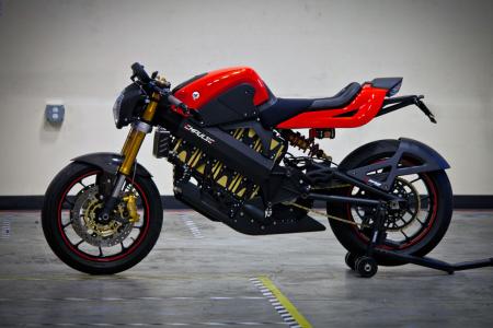 2011 brammo empulse preview motorcycle com, Loaded with batteries un shrouded by plastic bodywork the Empulse prototype stands ready to whet the appetite of Brammo enthusiasts while hoping also to win new coverts who want more than just a short range commuter