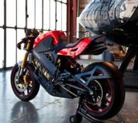 2011 brammo empulse preview motorcycle com, Sophisticated and trademarked batteries and battery management system send power to a sizable sprocket on this mono geared bike