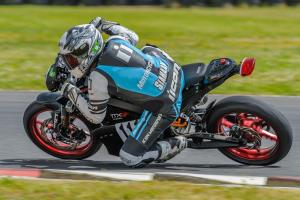 racing electric motorcycles video, Cornering ability is actually quite impressive from the Zero S The stock footpegs hit the tarmac long before the tires run out of edge grip Photo by CJImagesNW com