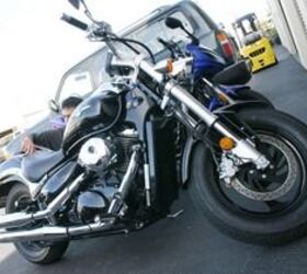 2005 suzuki m50 boulevard motorcycle com, No the ignition s not under the seat
