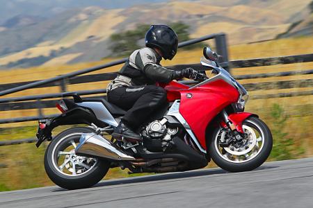 2010 vfr1200f with dct review motorcycle com, This 45 year old pilot is directly within Honda s target demographic for the 2010 VFR1200F and he wished he had a week to play on it instead of only a day