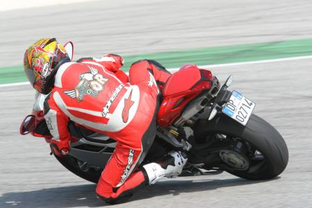 2010 mv agusta f4 1000 review motorcycle com, The four piece exhaust doesn t match the level of finish as the rest of the F4