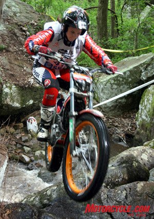 fim trials world championship comes to america, Junior competitor Laia Sanz shows trials riding isn t just for the boys