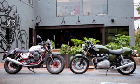 2013 moto guzzi v7 racer vs 2013 triumph thruxton video motorcycle com, While both the Moto Guzzi V7 Racer left and the Triumph Thruxton have curb appeal in spades the extravagant Italian Racer outshines literally its British counterpart