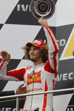 2011 motogp sepang results, Marco Simoncelli celebrated his premiere class best second place finish at the Phillip Island round