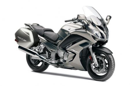 2013 yamaha fjr1300a preview motorcycle com, The 2013 FJR1300A gets a new quicker operating windshield restyled bodywork and a number of electronic aids including traction control