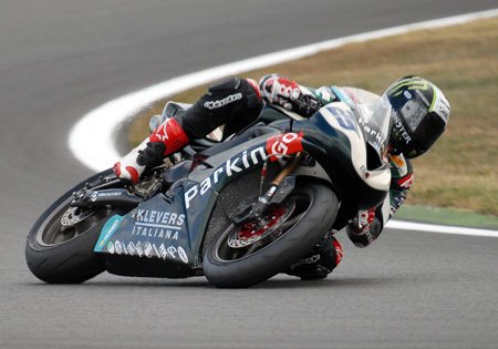 wss be1 dropping triumph for yamaha, Chaz Davies finished fourth in the 2010 World Supersport standings on the Daytona 675