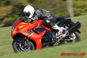 2008 suzuki hayabusa first ride motorcycle com, Suzuki s Hayabusa enhances its legend status with its 2008 revamp that includes an extra 20 horsepower