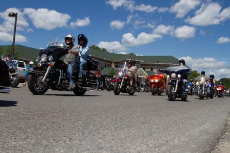 2012 bikers reunion report video, We headed out on a group ride to Tomville Ontario