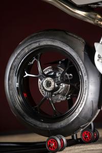 2013 mv agusta f4 and f4 rr review motorcycle com, Forged aluminum wheels grace the mid spec R and top spec RR models MV claims these are the lightest aluminum wheels available today