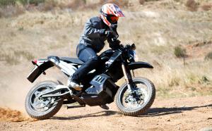 2012 zero ds review video motorcycle com, Dual sport tires are naturally a compromise but the relative lack of grip compared to a dedicated knobby makes sliding around like this pretty easy