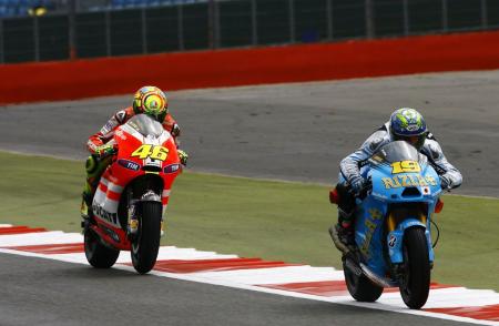 motogp 2011 silverstone results, Alvaro Bautista finished ahead of Valentino Rossi Yes you read that right