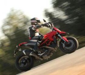 2013 ducati hypermotard 821 review motorcycle com, With its upright ergos wide handlebar and high ground clearance the Hypermotard feels like a dirtbike on street tires Twist the throttle and the power trumps any MXer out there