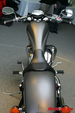 2010 honda fury unveiled motorcycle com, While the fuel tank on the lean Fury is eye catching it does come at a cost as it only holds a modest 3 4 gallons