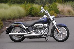 2012 harley davidson cvo softail convertible review motorcycle com, Stripped of its touring oriented extras the Convertible becomes a high end custom cruiser ready to prowl the streets on Saturday night