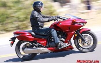 2009 Honda DN-01 Review - Motorcycle.com