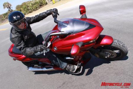 2009 honda dn 01 review motorcycle com, Mr Jetson your spaceship has arrived
