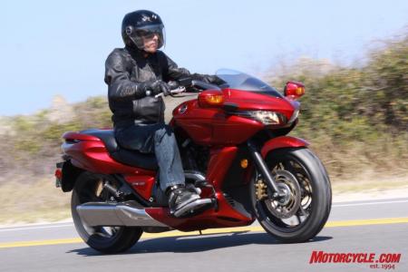 2009 honda dn 01 review motorcycle com, Fat 17 inch tires put plenty of rubber to the road