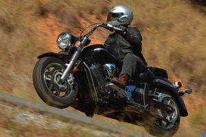2007 yamaha v star 1300 intro report motorcycle com