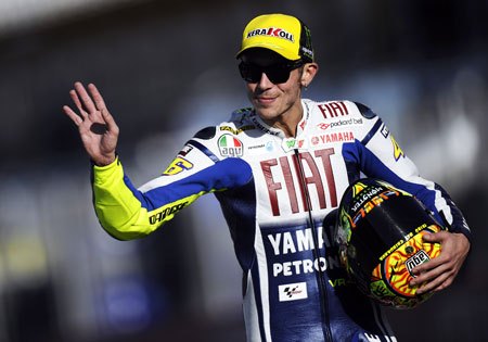 rossi s dainese tailor coming to america, The man who fits Valentino Rossi s racing suits is offering his services during a special visit to the US