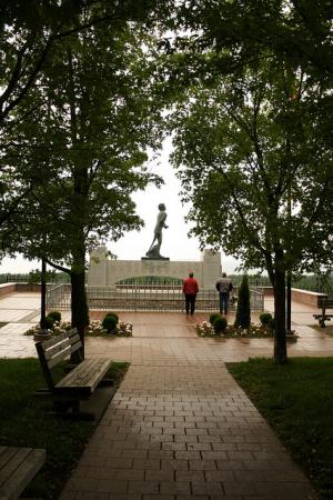 ride the wild side in northwest ontario, The Terry Fox Monument in Thunder Bay
