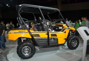 2011 kawasaki dealer meeting report video, Dealers were eager to get their first look at the all new Teryx4 This is Kawi s first four seat model in the rapidly growing side by side segment