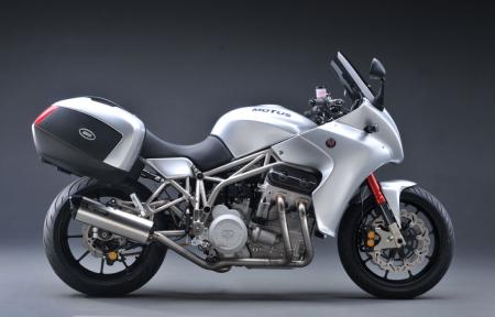 2012 motus mst preview motorcycle com, This side profile shot naturally draws comparisons to another motorcycle with a longitudinally mounted V engine the Moto Guzzi Norge