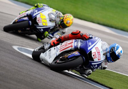 motogp 2010 indianapolis preview, Jorge Lorenzo won last year s Indianapolis Grand Prix wearing a Captain America themed helmet According to a post on his Twitter feed Lorenzo is switching to an Iron Man helmet for this year s race