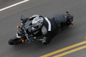 2011 yamaha fz8 review first ride motorcycle com, It s easy to get used to this bike