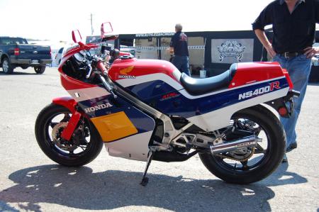 motorcycle beginner year 2 up close with canadian superbike racing, Also drawing attention was the V3 two stroke Honda NS400R