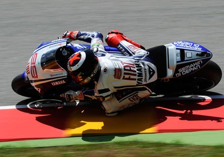 motogp 2010 silverstone preview, Jorge Lorenzo is now the odds on favorite to win the title