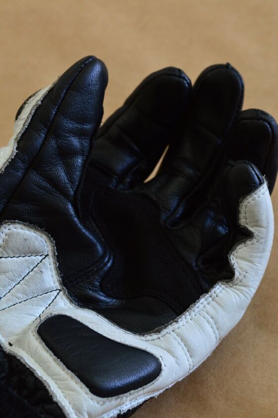 rs taichi nxt053 gp x racing glove review, This angle gives a view of the curvature of the fingers Also note the added layer of protection on the palm running up alongside the little finger