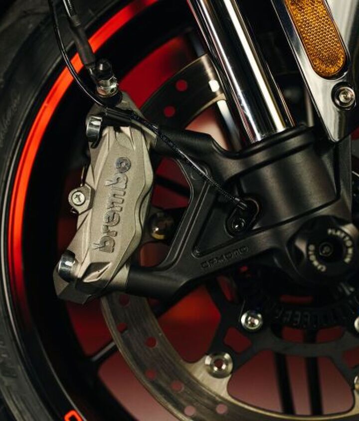 2023 cfmoto 450ss announced for us market, A surprise appearance by a Brembo M40 32 caliper and a 320 mm floating disc