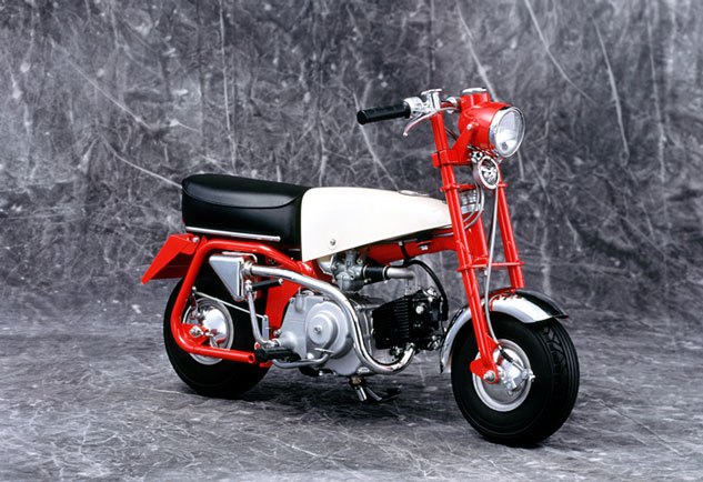 what the heck is a monkey bike, The original Honda Z100 was tested at an amusement park of all places back in 1961 More than 50 years later the Honda Monkey Bike remains in production