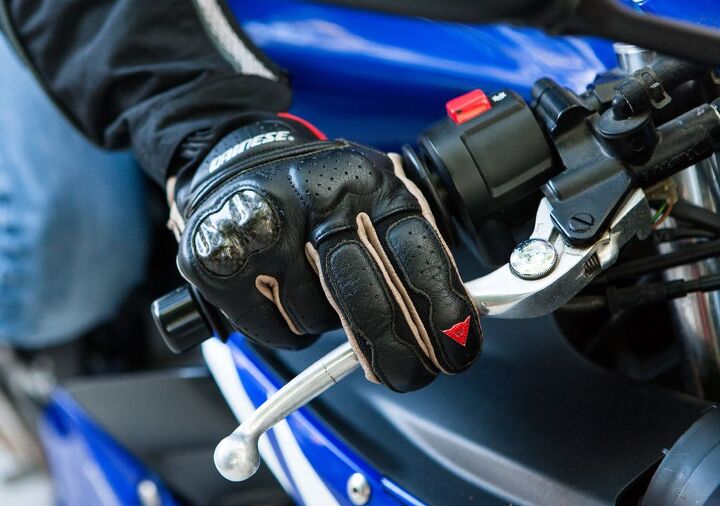 motorcycle downshifting techniques, While maintaining a constant pressure on the brake let your fingers slide over the lever while you blip the throttle for the downshift